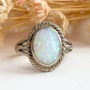 Ethiopian Iridescent Opal Gemstone Rope Sterling Silver Vintage Ring - sz 8